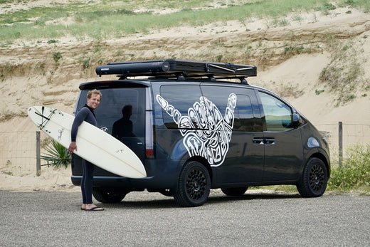 Surfer-Roadtrip entlang der Atlantikküste: Mit dem Hyundai Staria und mycamperbox auf großer Welle