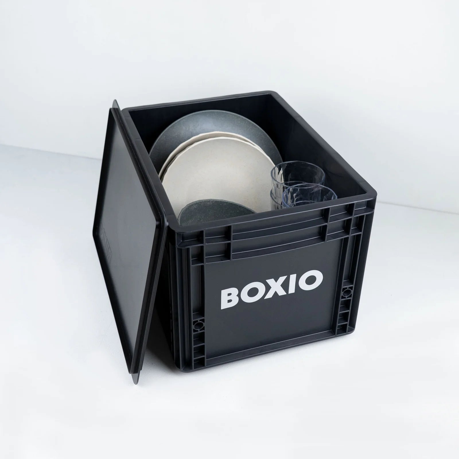 BOXIO SOLO: Kompakte, stapelbare Eurobox (400x300x280 mm) aus leichtem Recyclingmaterial – vielseitig & robust.