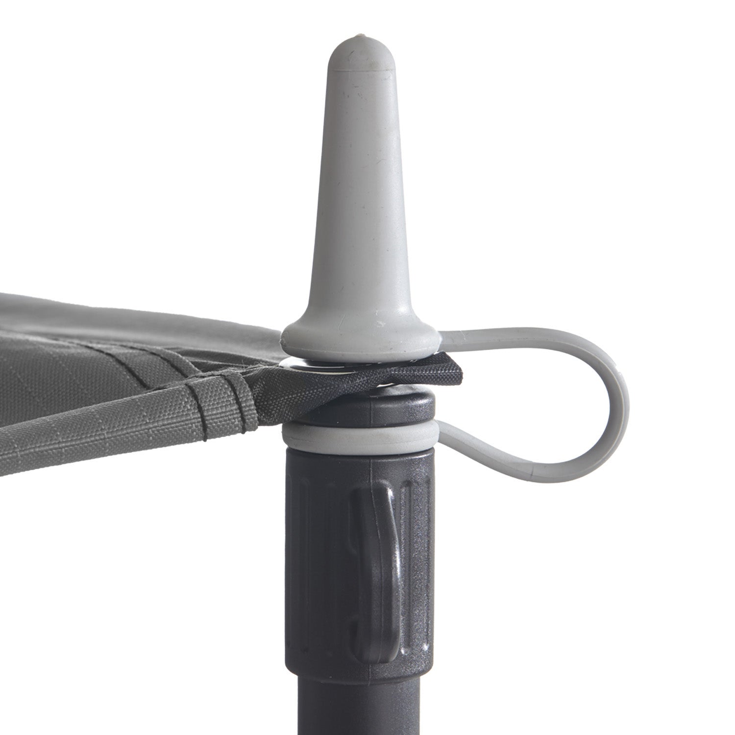 Praktisches Vorzelt für das CUMARU LIGHT: schneller Aufbau durch robusten Reißverschluss, Moskitonetze, stabiler Stand, kompaktes Packmaß.