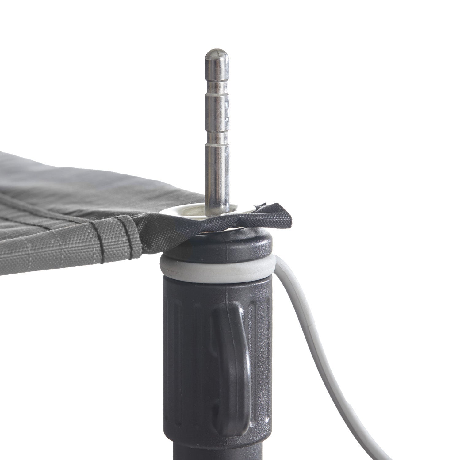 Praktisches Vorzelt für das CUMARU LIGHT: schneller Aufbau durch robusten Reißverschluss, Moskitonetze, stabiler Stand, kompaktes Packmaß.