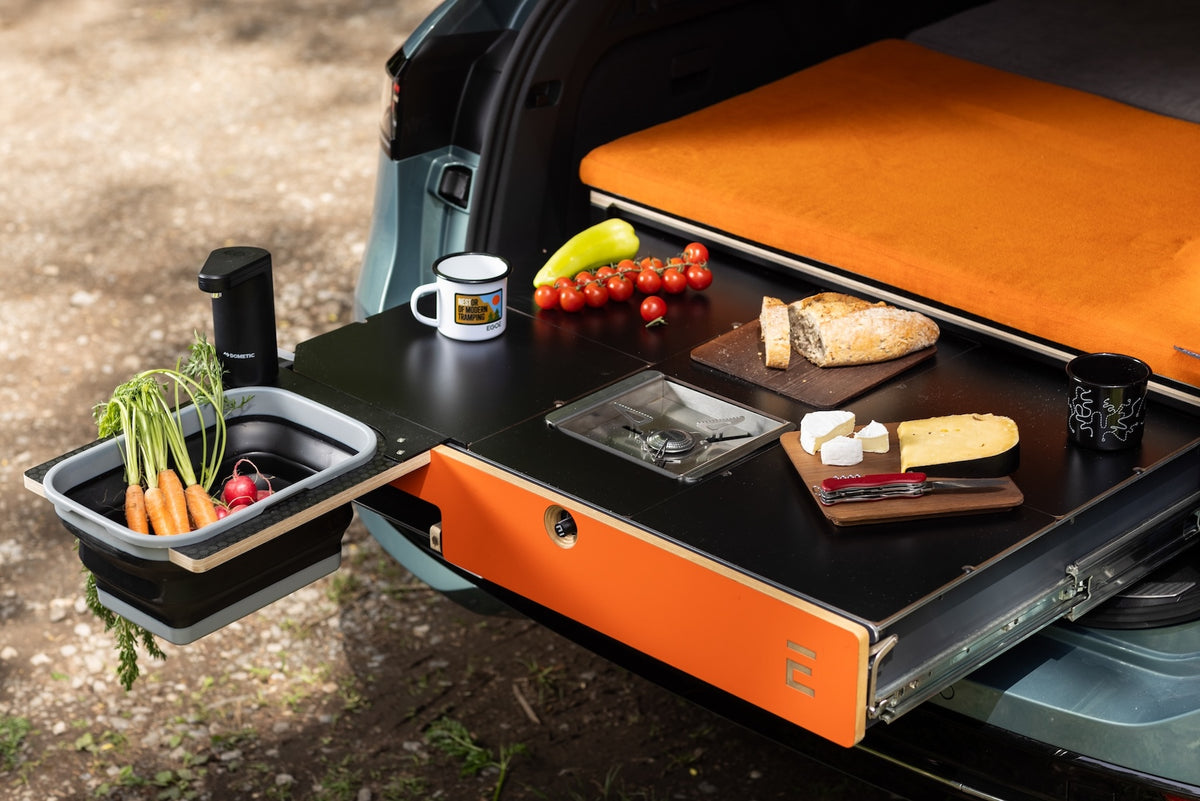 EGOE Nestbox S Komplettset – Campingbox mit Küche, Bett & Wassermodul