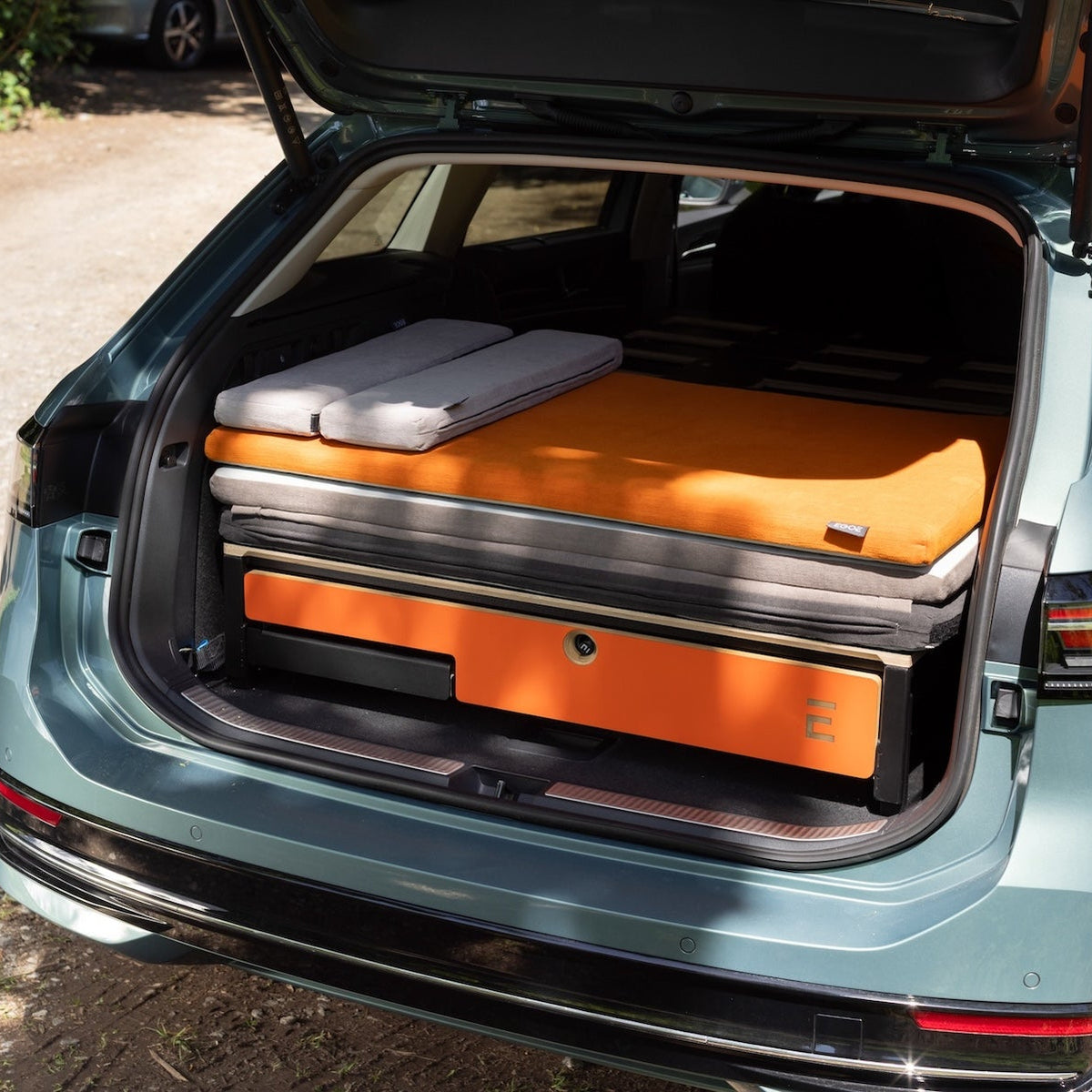 EGOE Nestbox S Komplettset – Campingbox mit Küche, Bett & Wassermodul