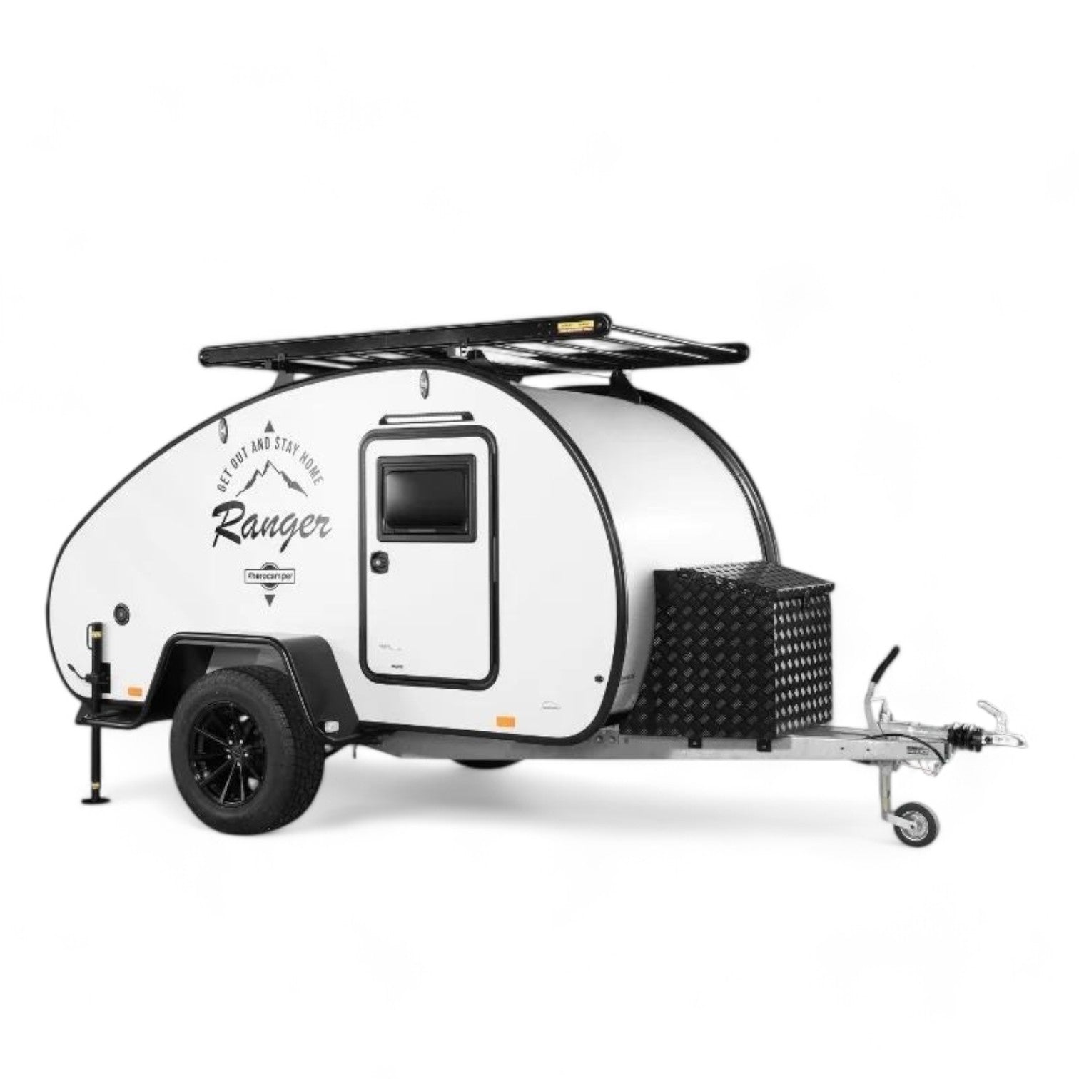 Hero Camper von dänischen Designern – isolierter, warmer Rückzugsort für Outdoor-Abenteuer mit Solarpanel, Kompressor Kühlbox und Offroad-Ausstattung.