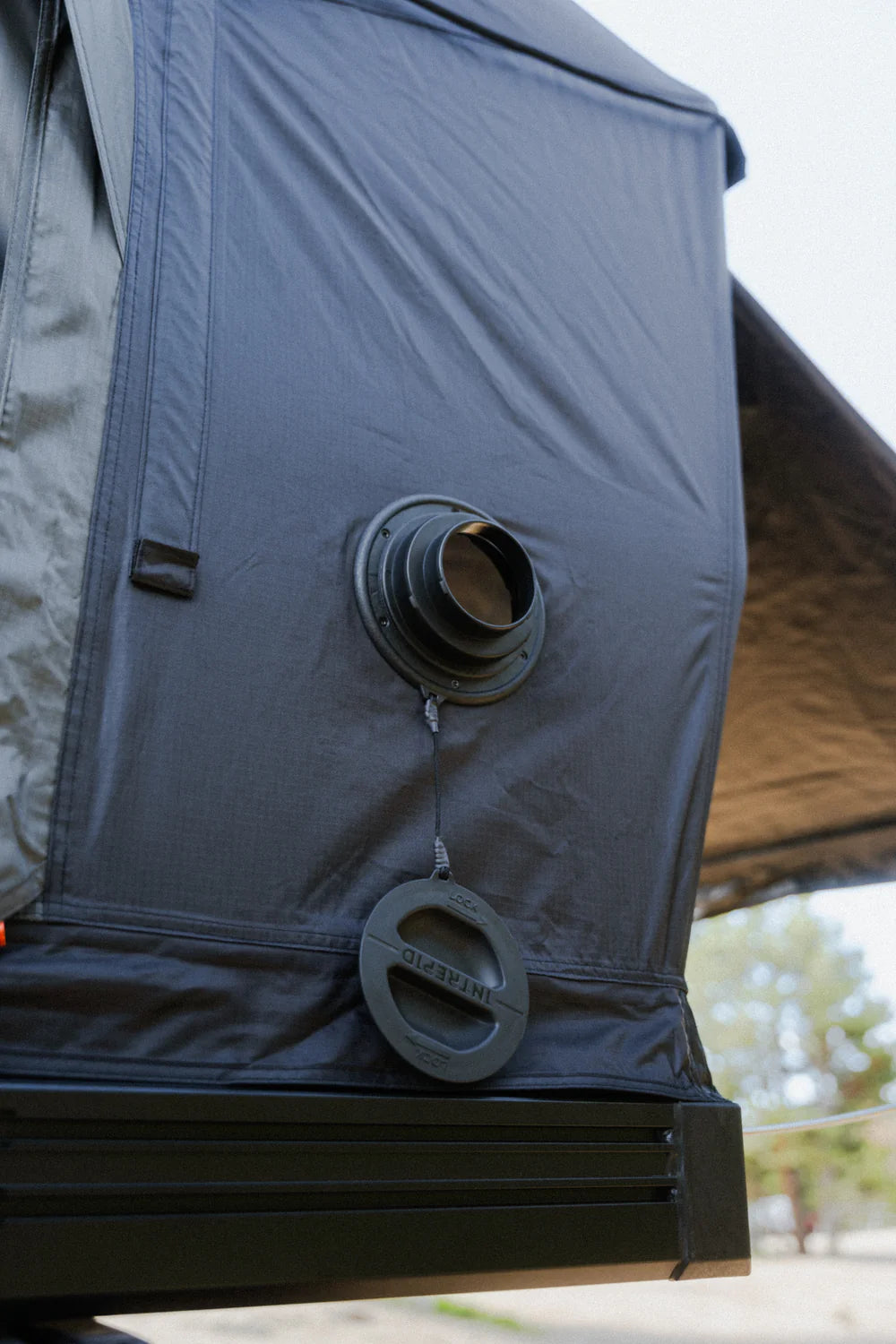 Intrepid Hybrid Hartschalen Dachzelt Geo 2.5 Pro