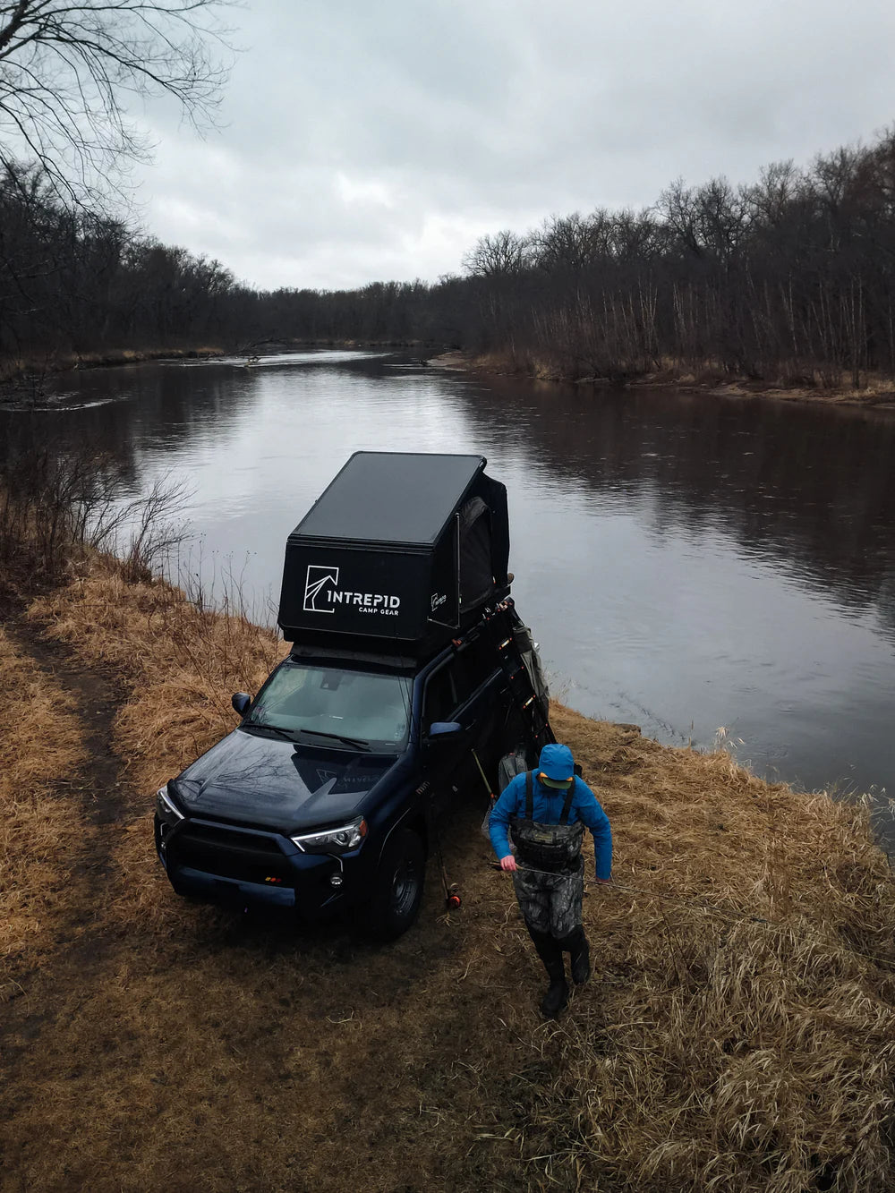 Intrepid Hybrid Hartschalen Dachzelt Geo 2.5 Pro