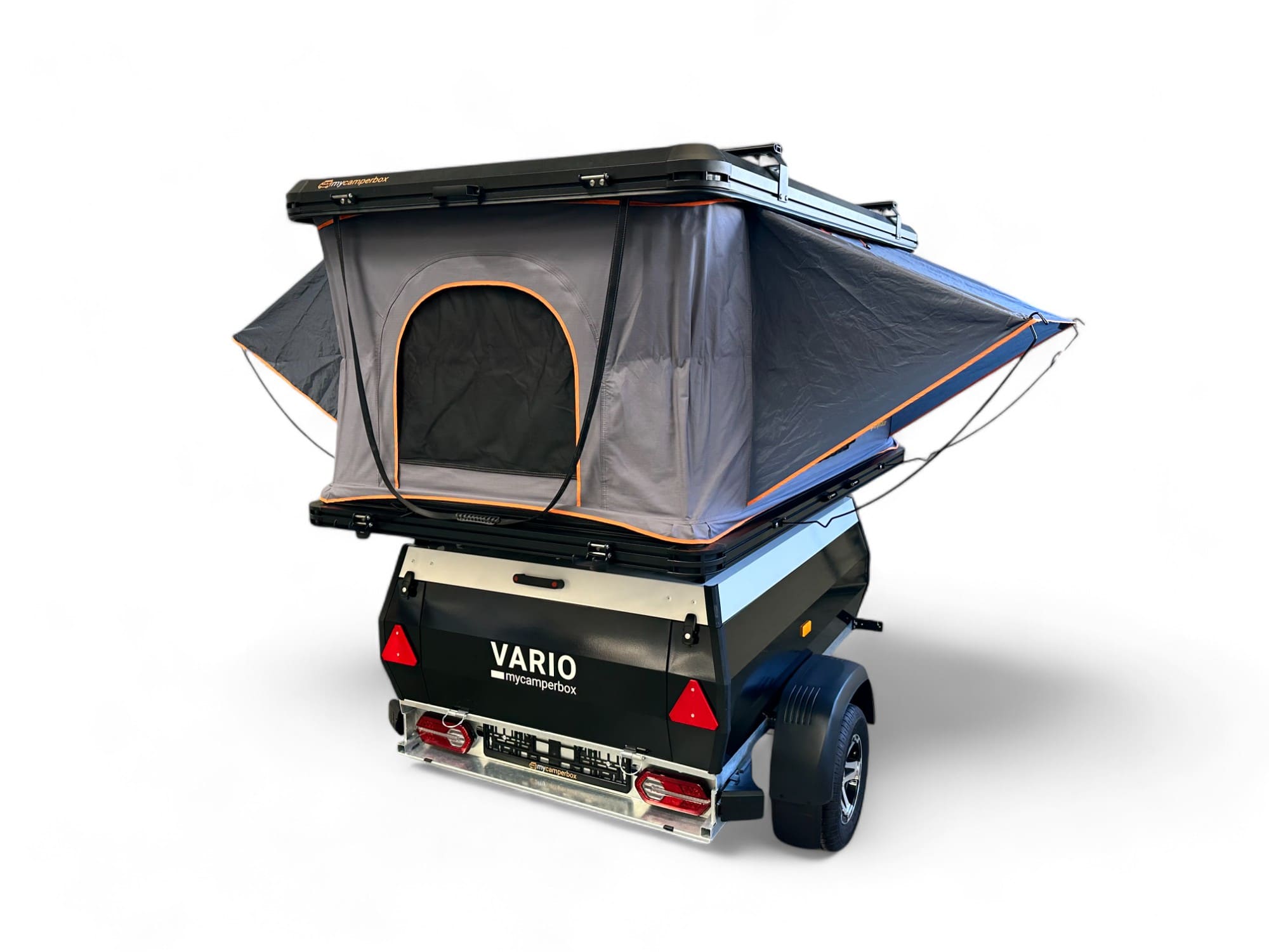 VARIO Highliner Anhänger mit Campnest 120 Dachzelt, Bicolor Powder Coating, Frischwasserversorgung und Outdoor-Küchenpaket für flexible Reisen.