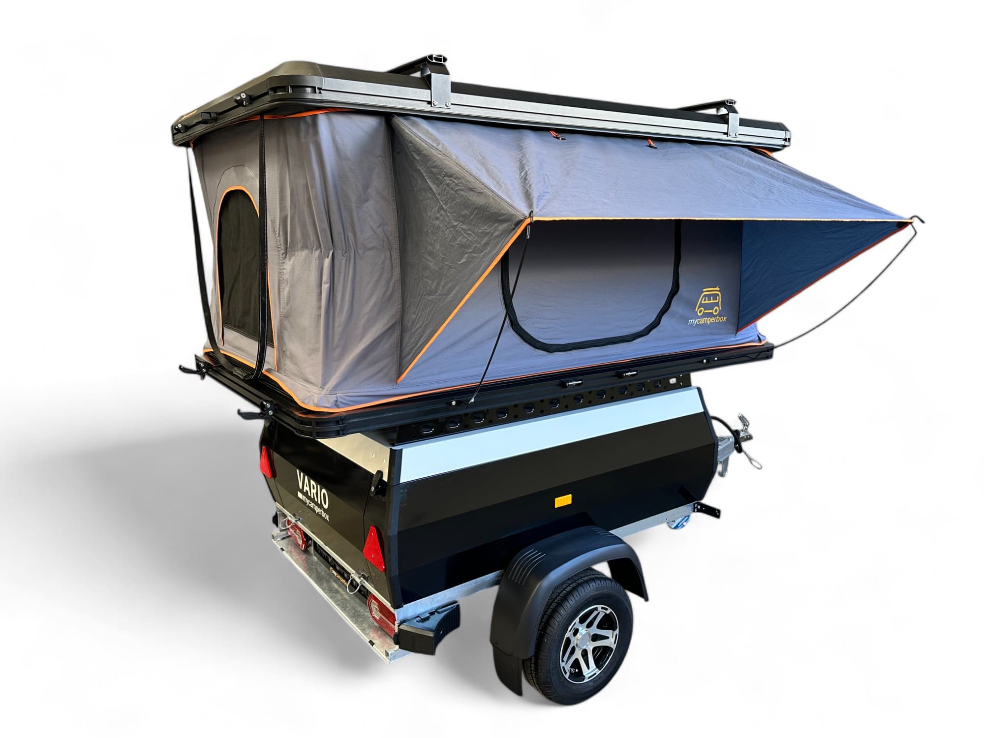 VARIO Comfortliner Anhänger mit Campnest 120 Dachzelt, flexibler Ausstattung und hoher Nutzlast für unvergessliche Outdoor-Abenteuer.