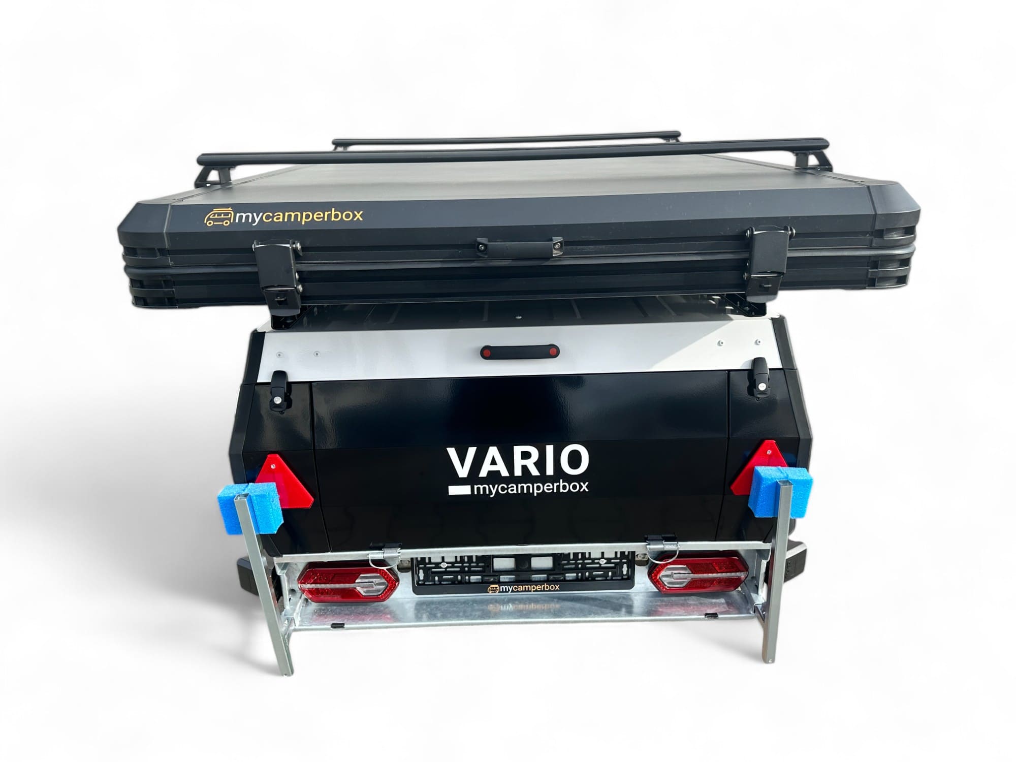 VARIO Comfortliner Anhänger mit Campnest 120 Dachzelt, flexibler Ausstattung und hoher Nutzlast für unvergessliche Outdoor-Abenteuer.