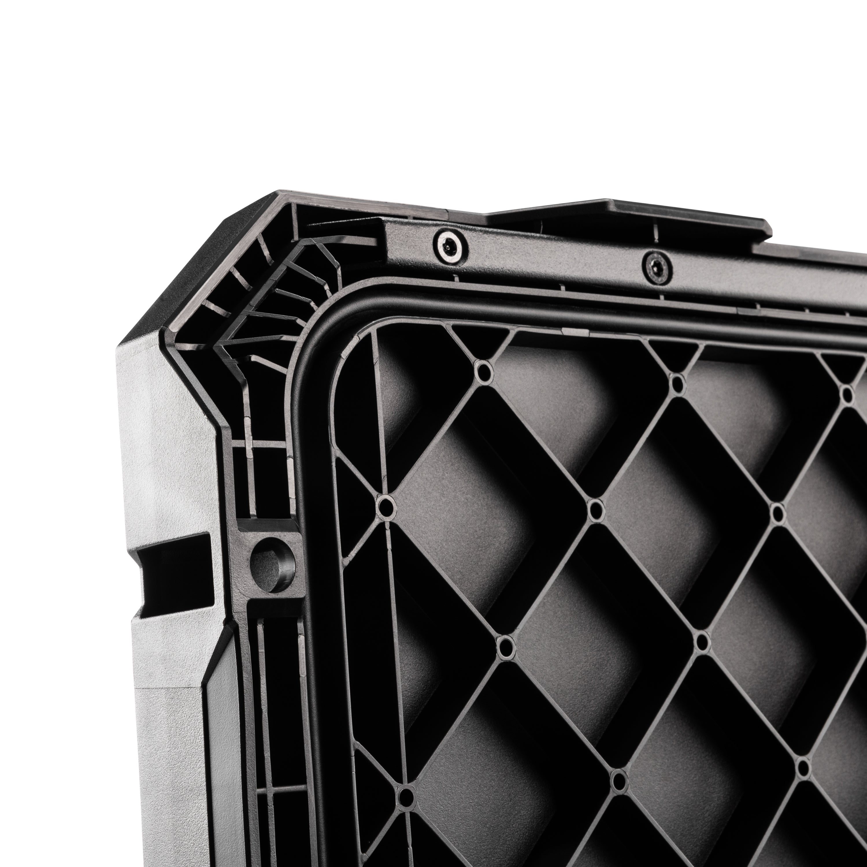 STACKTECH Campingbox TB-B1-B-30 für Outdoor-Enthusiasten: Schnell zugänglich, sicher, robust, mit individueller Anpassbarkeit und praktischer Verriegelung.