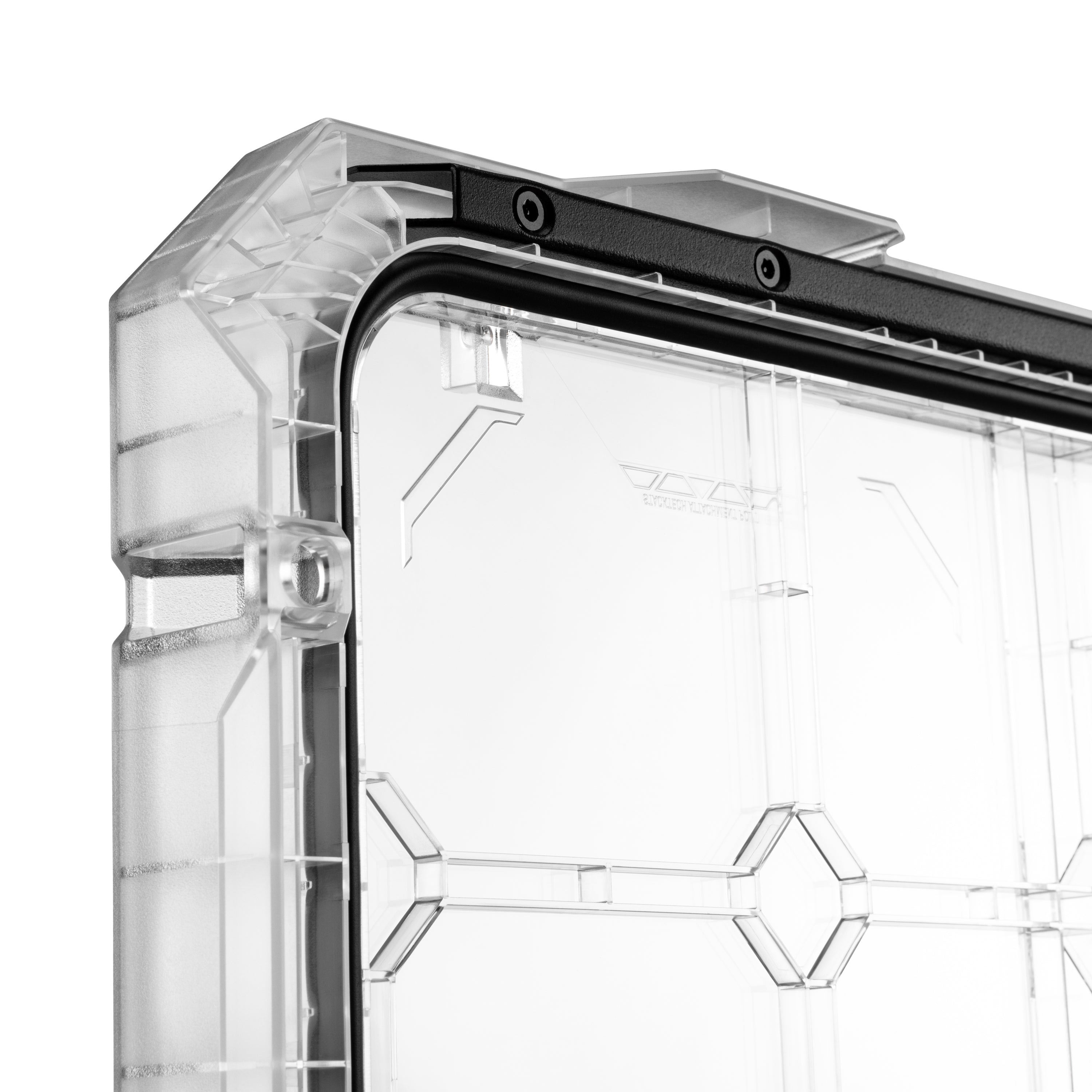 TOUGHBUILT StackTech Seitenansicht Perspektive deckel