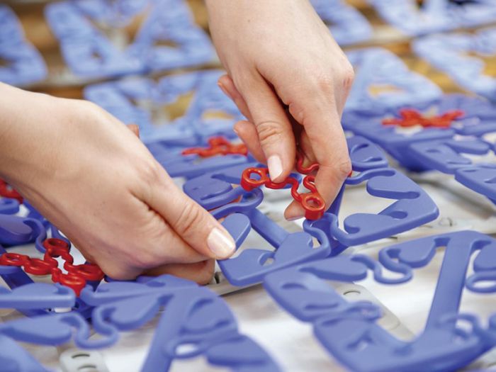 Froli StarMobil Bettsystem: Anpassbares, belüftetes Schlafsystem (120x200 cm) für Dachzelte, 4,3 cm hoch, leicht & flexibel.