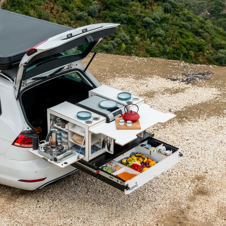 squiq Traveler regular – Campingbox und Kofferraumauszug für Kombis und große SUVs