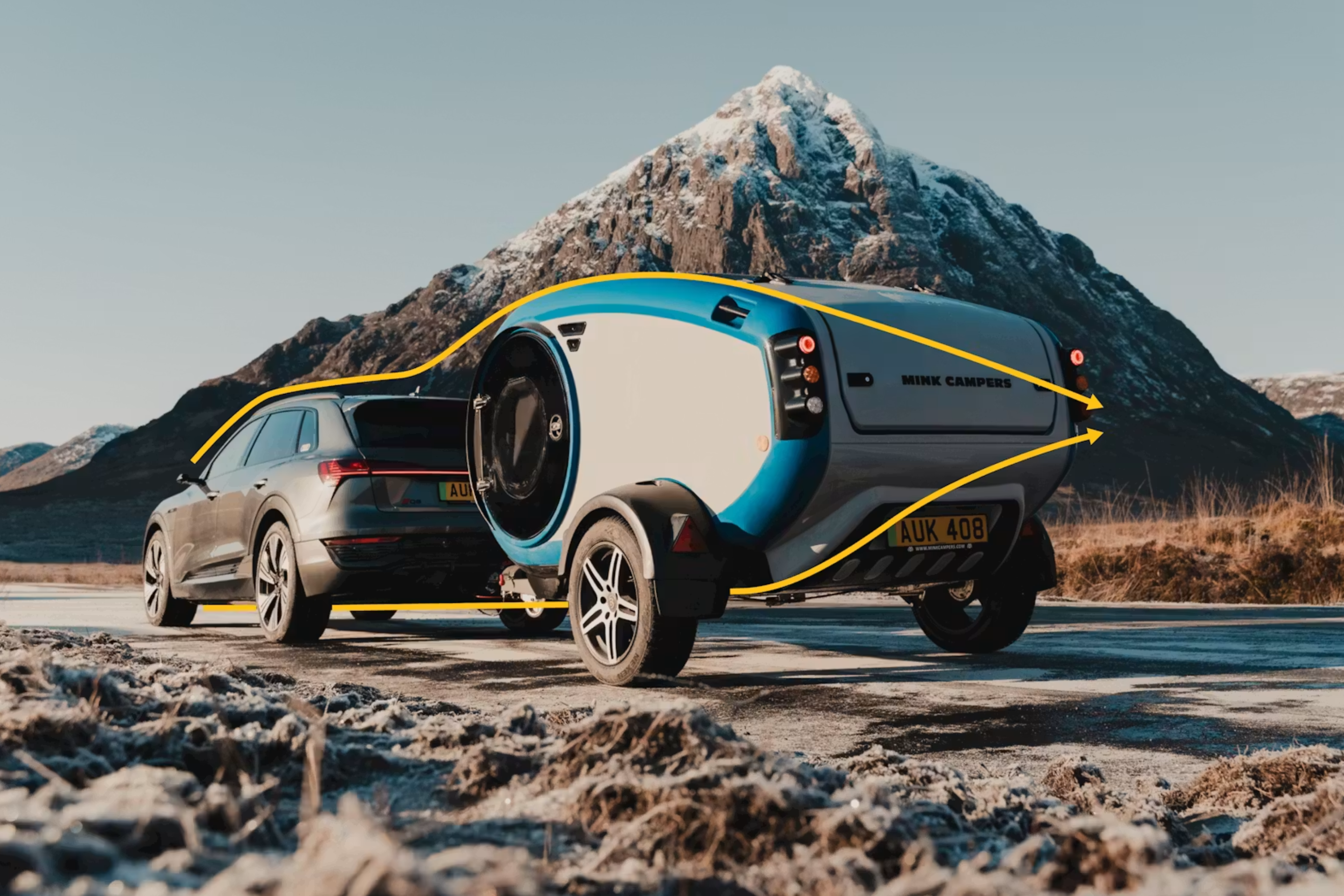 Mink Camper mit E Auto von Audi