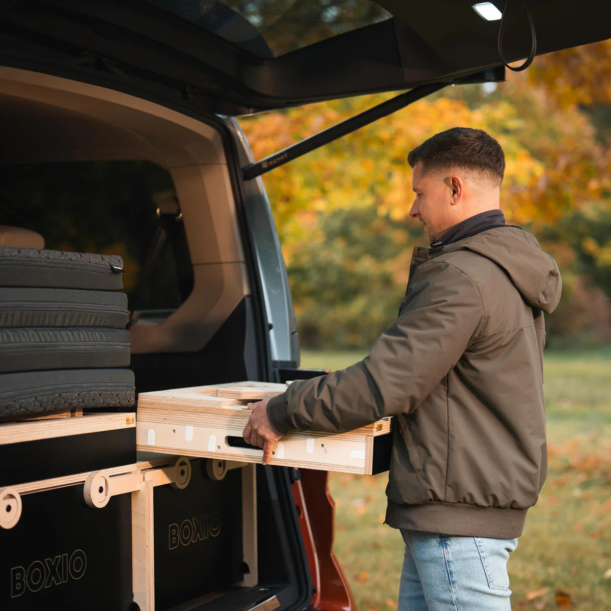 BOXIO RACK Modulare Campingbox mit Bett BUNDLE M