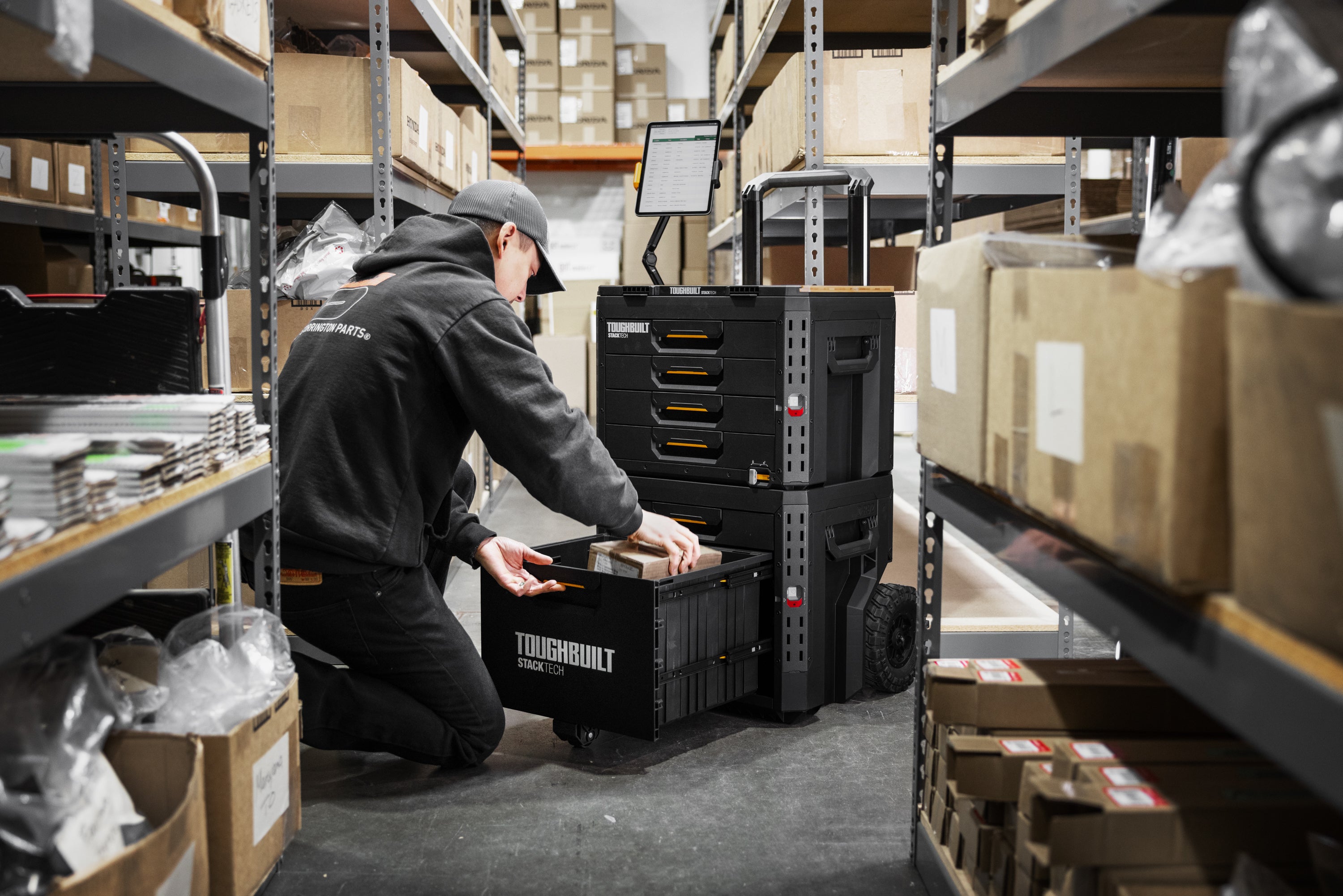 TOUGHBUILT 4-Drawer Locking Box Campingbox mit 4 Schubladen TB-B1-D-74