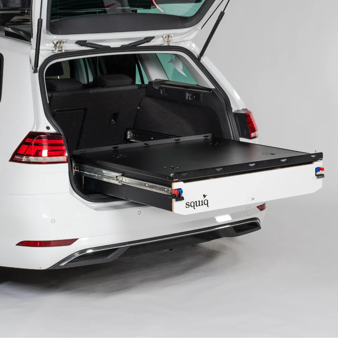 squiq Traveler regular – Campingbox und Kofferraumauszug für Kombis und große SUVs